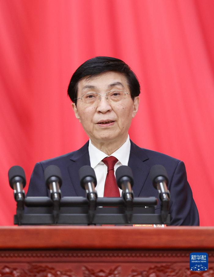 王沪宁出席港澳台同胞、海外有关人士纪念中国人民抗日战争暨世界反法西斯战争胜利八十周年座谈会