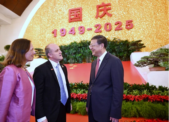 上海市政府举行国庆招待会，陈吉宁龚正与中外来宾共庆中华人民共和国成立76周年